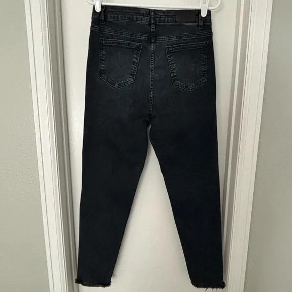 NWT!⭐️ Michael Tyler • Distressed Jeans with Rhinestone Accents- Women’s Size 12 - Picture 8 of 16